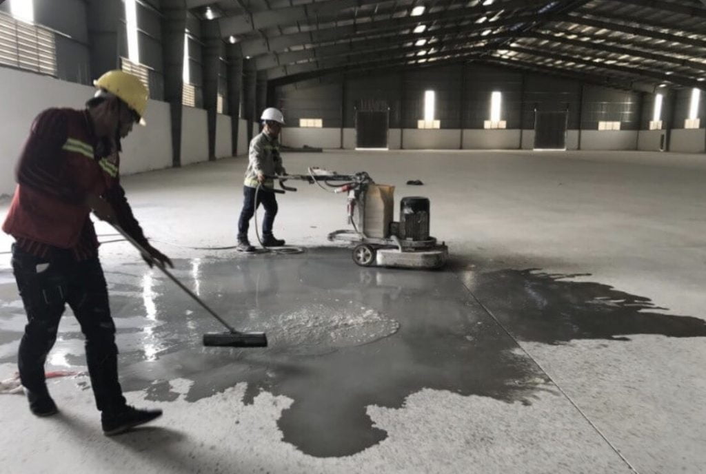 Hoàn thiện mặt sàn bê tông