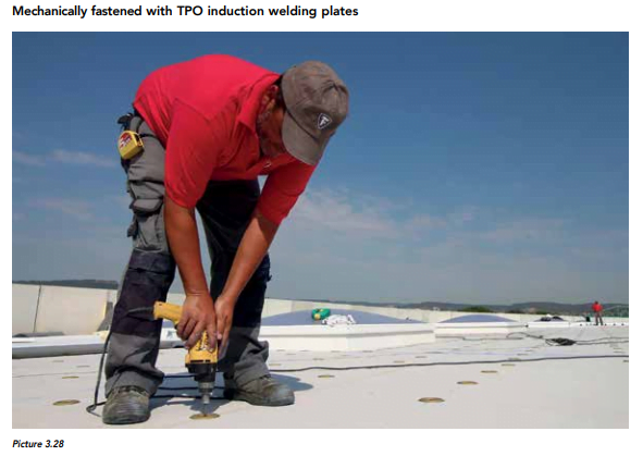 Màng TPO FIRESTONE ULTRAPLY TPO 1.14MM 18 gắn màng tpo 1